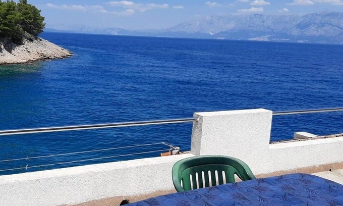 Bogomolje Apartment | Two bedroom apartment near beach Cove Bristova, Hvar (A-24165-a)