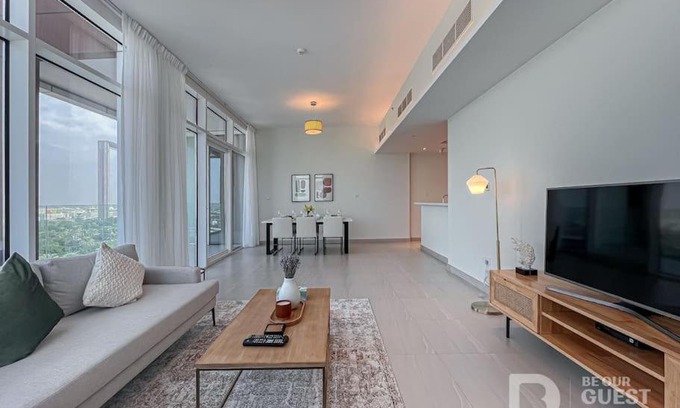 Bur Dubai Apartment | Spacious Two Bedroom Apartment Near Max Metro & Dubai Frame