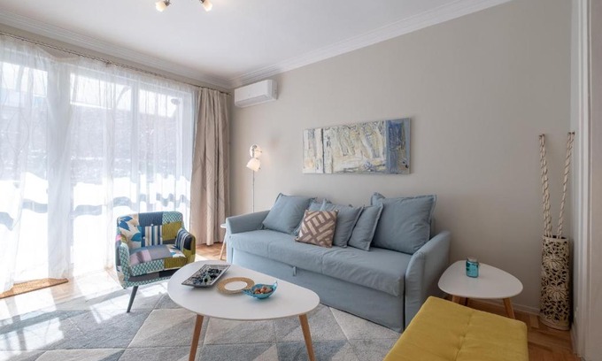 Oborishte Apartment | Family-Friendly Two Bedroom Apartment by Doctors Garden