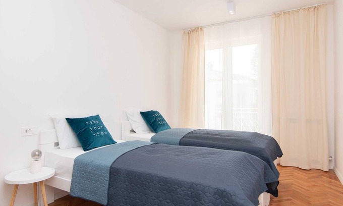 Portoroz Apartment | Elegant Two Bedroom Apartment with Terrace & Ocean View