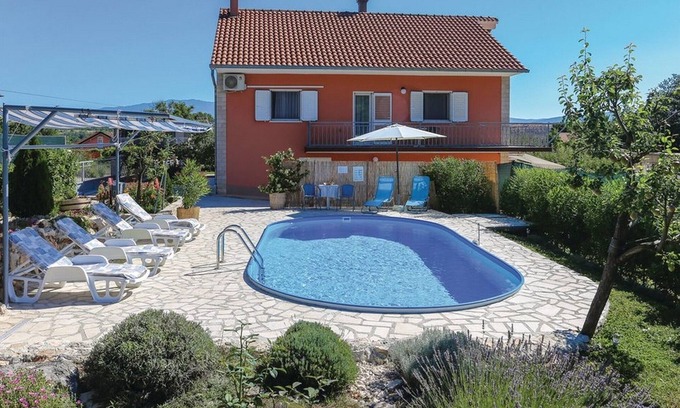 Vojnic Sinjski Apartment | Two bedroom apartment with terrace Vojnić Sinjski, Zagora (A-22835-a)