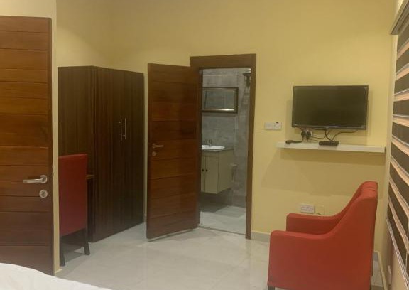 Ikeja Apartment | Family-Friendly Two Bedroom Apartment with BQ Amenities