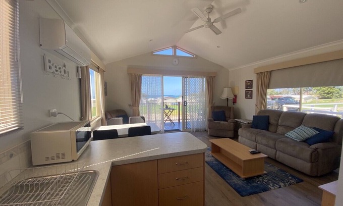 Apollo Bay Cabin | Exceptional Two Bedroom Cabin in Apollo Bay's Holiday Park
