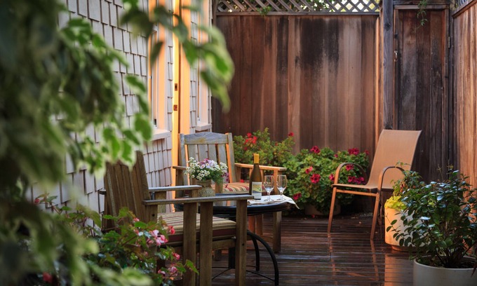 Oak Park Cottage | Explore the Two Bedroom Craftsman Cottage in Santa Barbara
