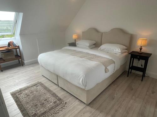 Inishmore Apartment | Sea View Two Bedroom Suite with Breakfast & Family Amenities