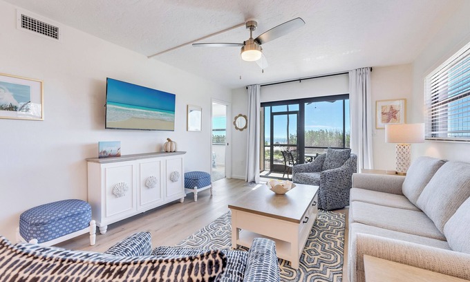 Sanibel Condo | Beachfront Bliss at Ocean's Reach – Breathtaking Views Await!