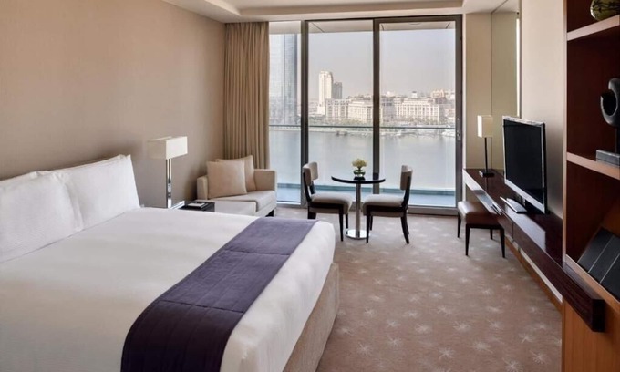 Dubai Festival City House | Elegant Two Bedroom Suite Steps from Marsa Plaza Festival City