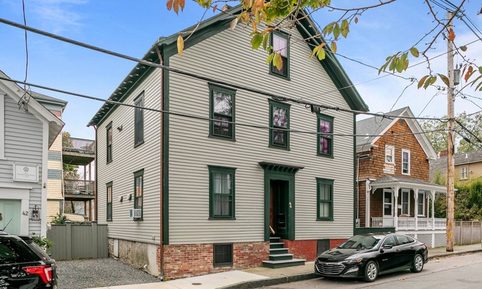 Newport Apartment | Two-Bedroom Newport Retreat with Parking, Steps from Water