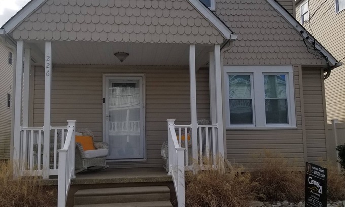 Wildwood Cottage | Cozy Oceanfront Retreat Just Steps from the Boardwalk