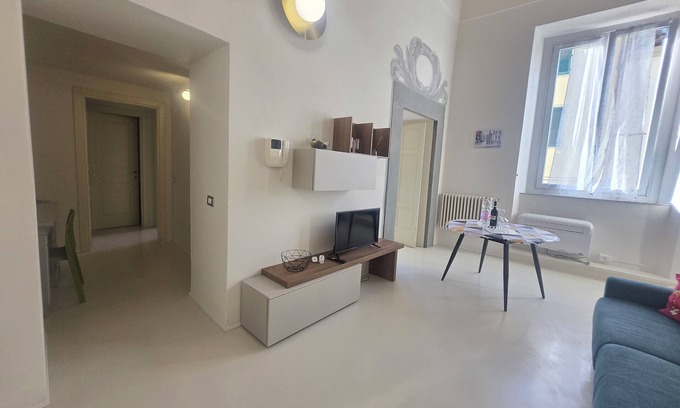 Pistoia Apartment | Relax in Our Two-Bedroom Haven with Hot Tub & Parking