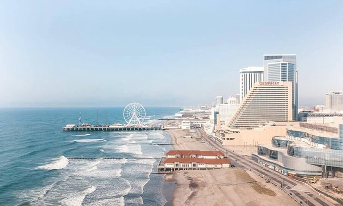 Atlantic City Apartment | Two Beachfront Condos with Pool & Family-Friendly Amenities