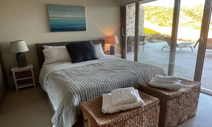 Milopotas Villa | Peaceful Two Bedroom Mylo Villa Near Mylopotas Beach