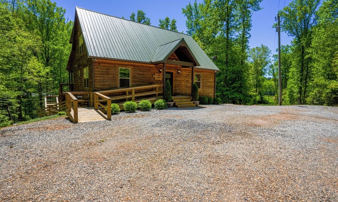 Dahlonega Cabin | New Listing! Two Cabins with Hot Tubs & Playground for 22