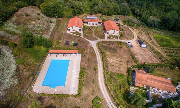 San Severino Apartment | Inviting Two-Room Apartment with Patio Near Palinuro