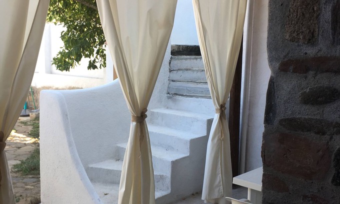 Onifai Apartment | Explore a Two-Room Apartment in Sardinian Courtyard