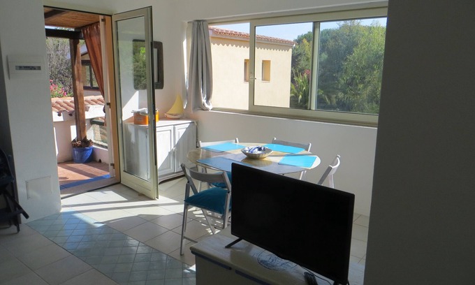Santa Teresa di Gallura House | Cozy Two-Room Apartment Near the Sea - Rena Majore