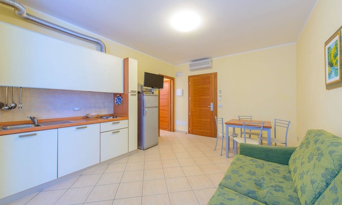 Viserbella Apartment | Cozy Two-Room Apartment Suite Steps from the Sea in Viserba