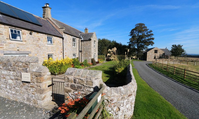 Hexham Apartment | Two self catering holiday homes that sleeps 14 guests in 7 bedrooms