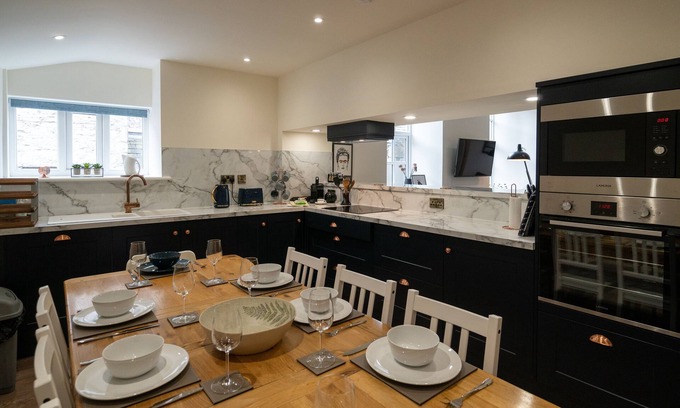 Kendal Apartment | Two 2-Bedroom Apartments in Kendal Town Centre