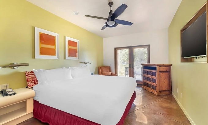 Palm Desert Apartment | Desert Bliss Escape: Modern Units with Pool & Kitchen