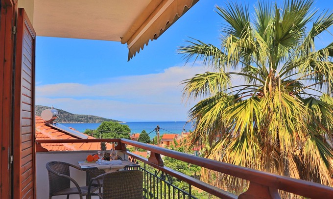 Chrisi Akti Apartment | Just Steps from the Beach: Family-Friendly Stay in Thasos