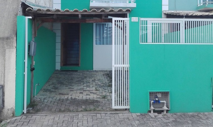 Centro House | Discover a Cozy Two-Storey Retreat Near the Beach