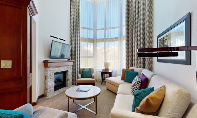 Olympic Valley Condo | Discover Everline Resort & Spa: Ski-In, Pools & More