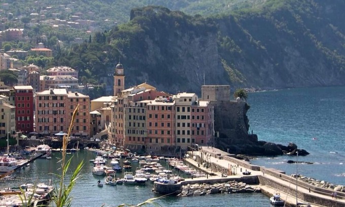 Camogli Apartment | Scenic Harbor Views with Pool and Pet-Friendly Perks