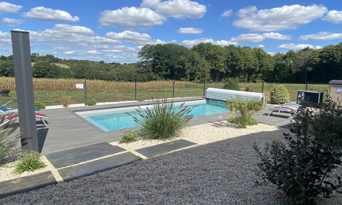 Peaule House | Relax at Ty Feurn - PEAULE: Family-Friendly Gîte