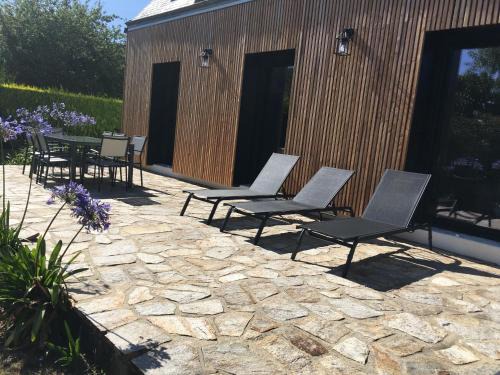 Nevez House | Exceptional Ty Kervaillet: Beachside Retreat with Ocean Views