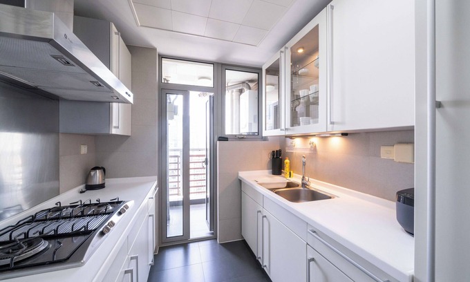 Xujiahui Bed & Breakfast | Tyms Stylish 3BR 2BA Apt Yongxin Century