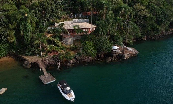 Paraty House | Colonial Retreat with Ocean Views and Exceptional Amenities