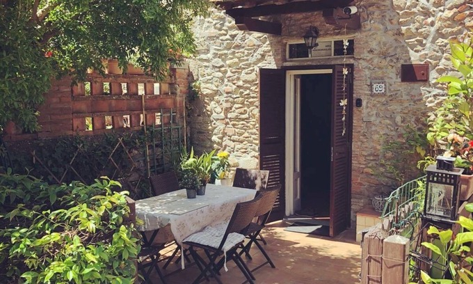 Pieve di Compito House | Relaxing Tuscan Retreat with Kitchen in Lush Greenery