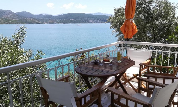 Lygia Apartment | Oceanfront Tzeni Villa - Rated 9.1/10 Family Getaway