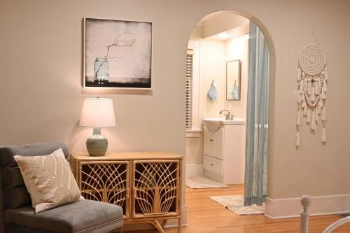 University District House | Comfortable U-District Retreat 8 Mins from UW Campus