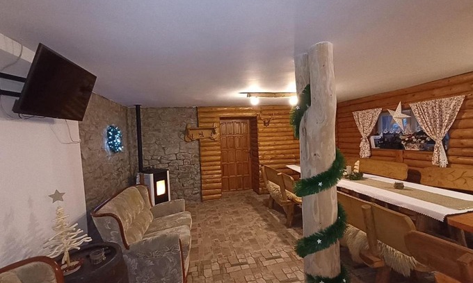 Jelesnia House | Pet-Friendly Haven at U Eli I Tomka - Guest Rated 9.5