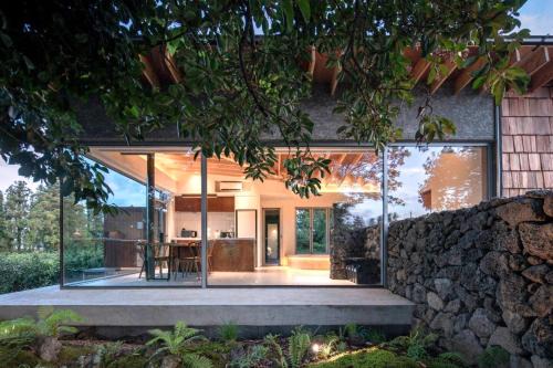 Namwon Villa | Relaxing Family Retreat at U.G.SODAM with Pool Access