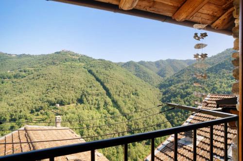Apricale Apartment | Discover U Graie: Pet and Child Friendly Getaway