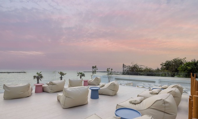 Cha-am Hotel | Experience U Hua Hin: 5-Star Poolside Retreat with Dining