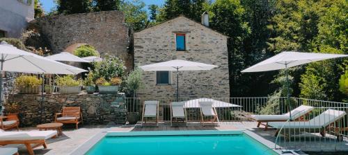 Ortiporio House | Experience Oceanfront Serenity at U Vechju Mulinu