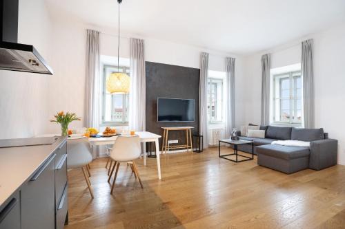 Litomerice Apartment | Family-Friendly Stays at U Zlaté hvězdy Kalich Hotel