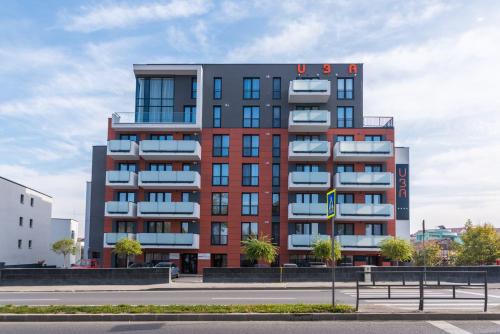 Cluj-Napoca Apartment | Top-Rated UBA Accommodation Aparthotel with Breakfast Included