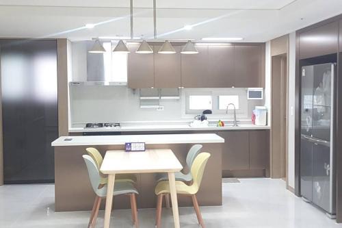 Suwon Apartment | Welcoming Ubang IU Studio House - Ideal for Families and Pets