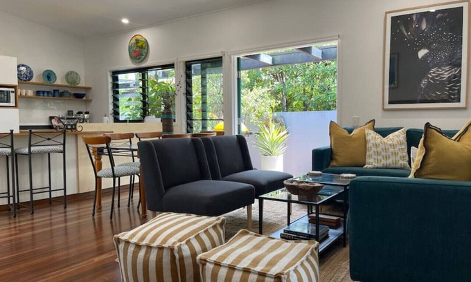 Maroochydore Apartment | Pet-Friendly Oceanfront Retreat Near CottonTrees Beach