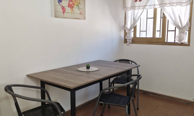 Mendoza Apartment | Prime Location! Family-Friendly Apartment in Mendoza