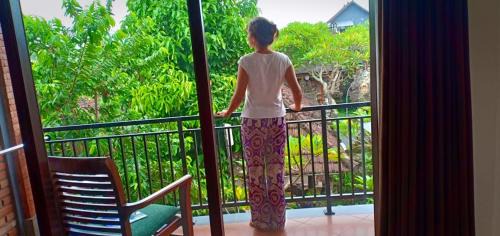 Pengosekan House | Explore Ubud Taksu Homestay: Pet & Child Friendly Stay