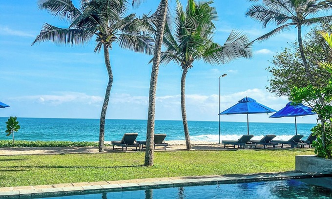 Kamburugamuwa House | Unforgettable Ubuntu Beach Villas: Pool, Breakfast & Family Fun