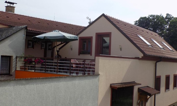 Nove Hrady House | Family-Friendly Stay at Apartmány Ferenčíková with Kitchen