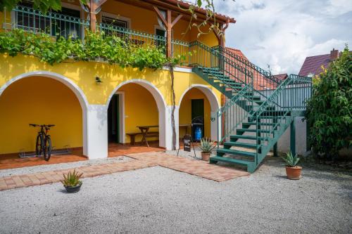 Dolni Dunajovice House | Family-Friendly Stay at Ubytování Kroupa - Rated 9/10!