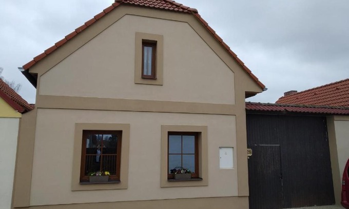 Klec Apartment | Guest Rated 9.9: Family-Friendly Stay at Ubytování Naděje